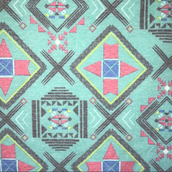 Lularoe Irma Tunic - GUC - Picture 3 of 5